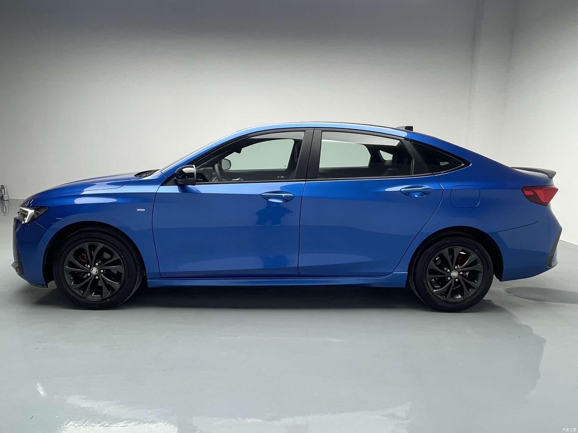 Buick Verano, 2025 9