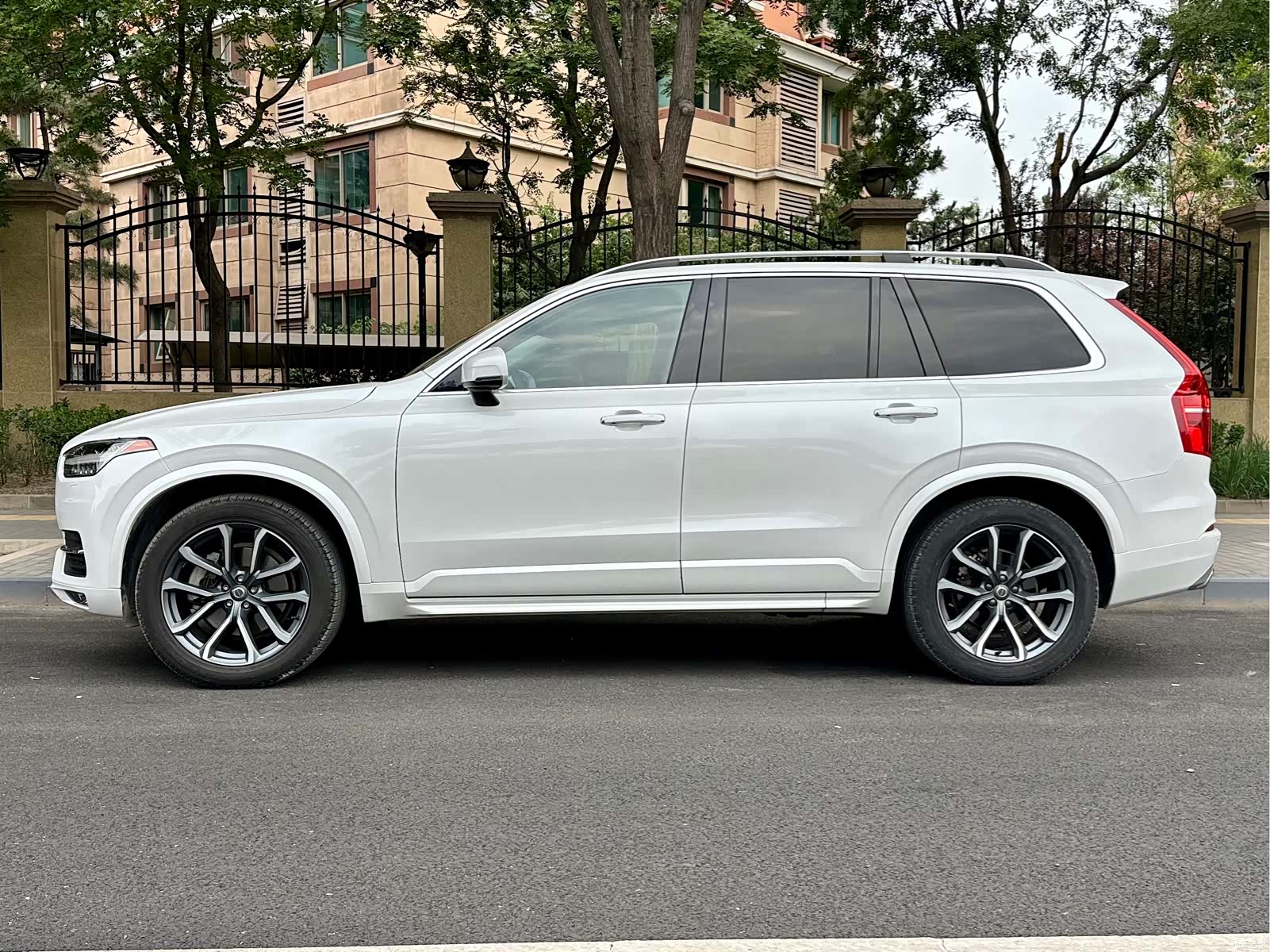 Volvo XC90, 2016 3