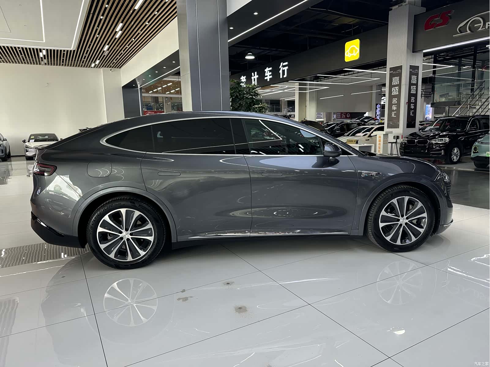 Luxeed R7, 2025 19
