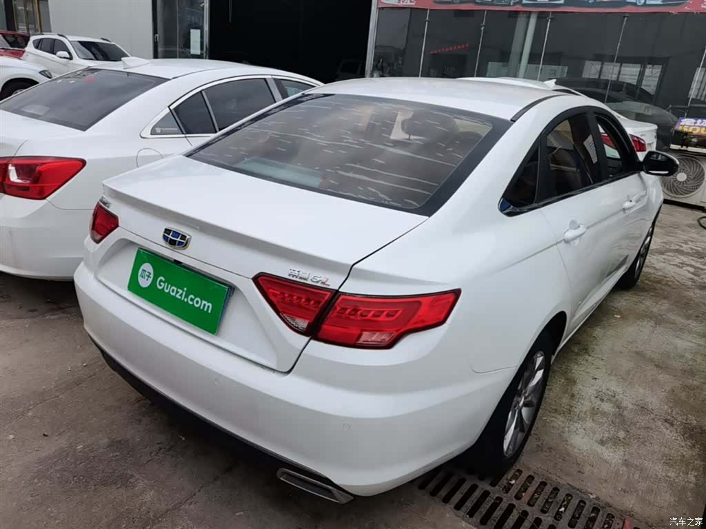 Geely Emgrand, 2017 7