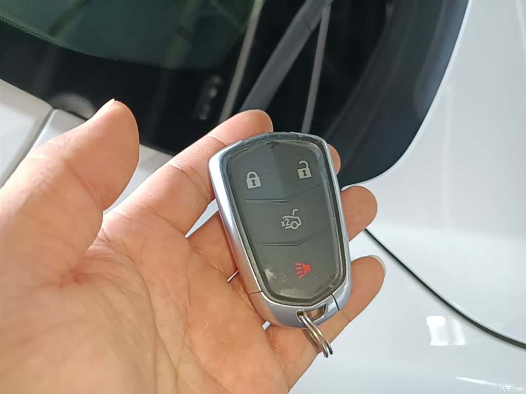 Cadillac XTS, 2019 9