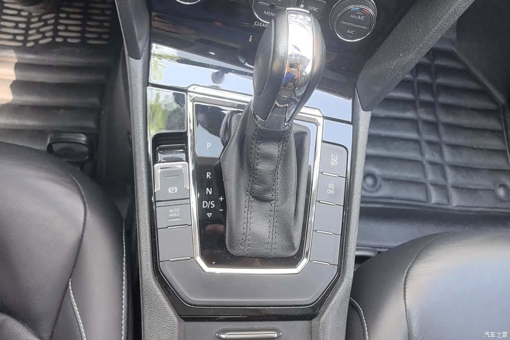 Volkswagen Lamando, 2017 16