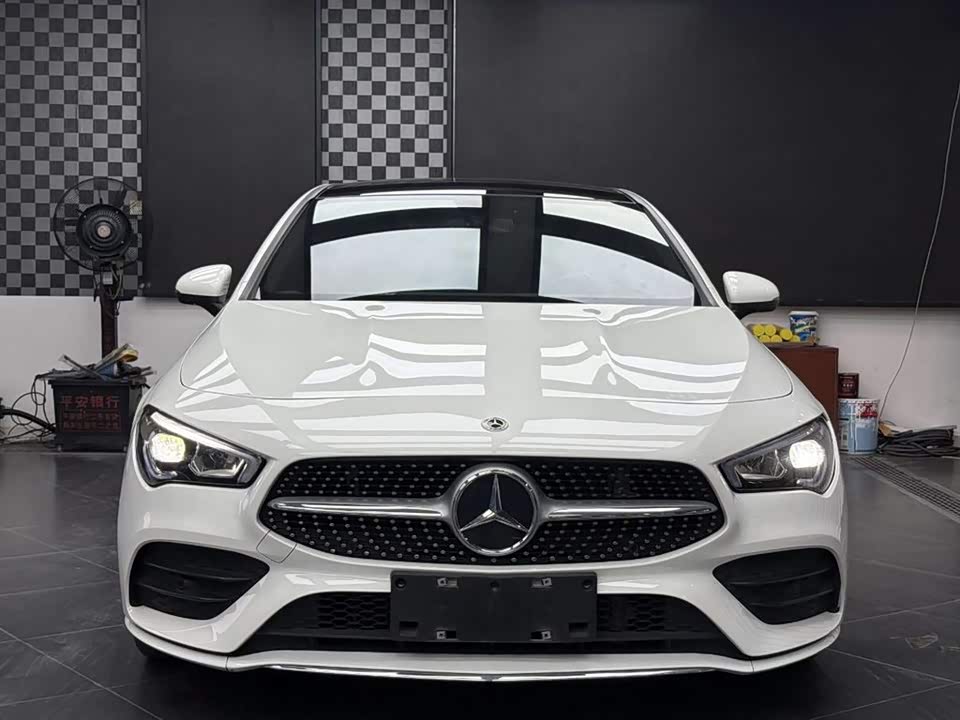 Mercedes-Benz CLA