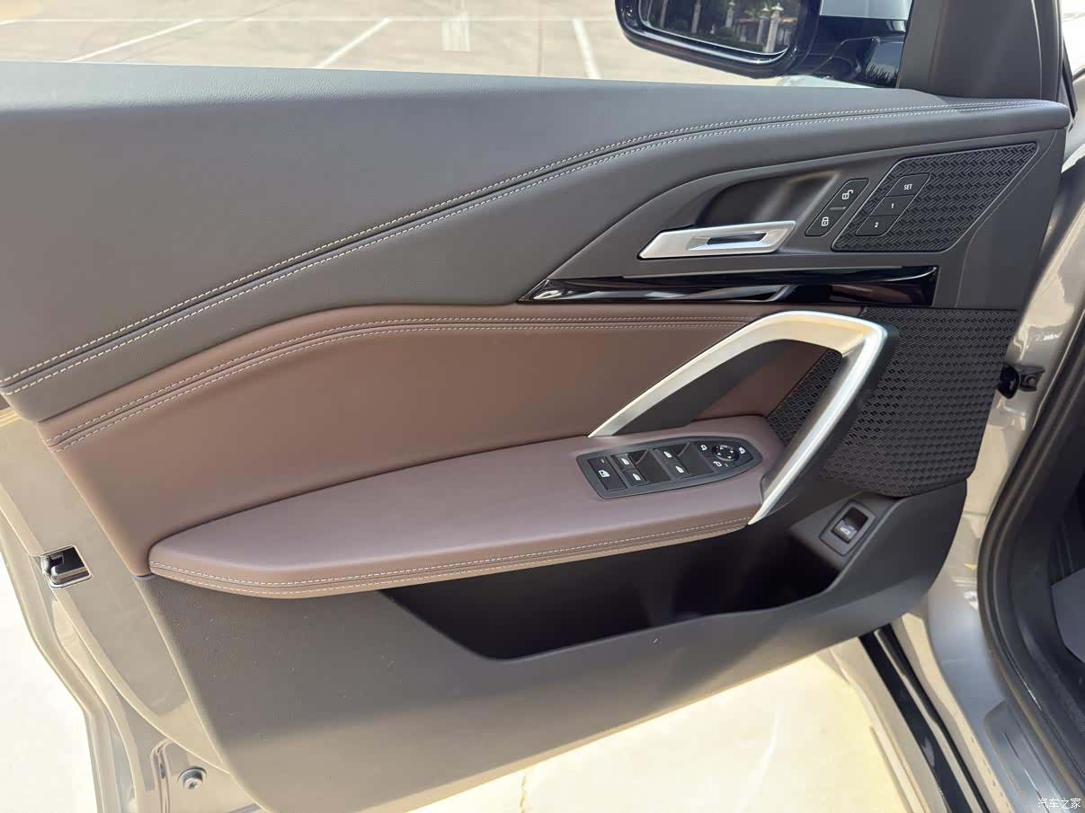 BMW X1, 2023 12