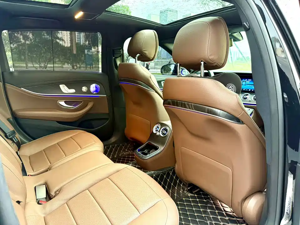 Mercedes-Benz E-class Mercedes-Benz E-class