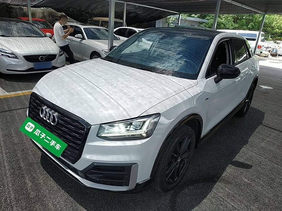 Audi Q2L Audi Q2L