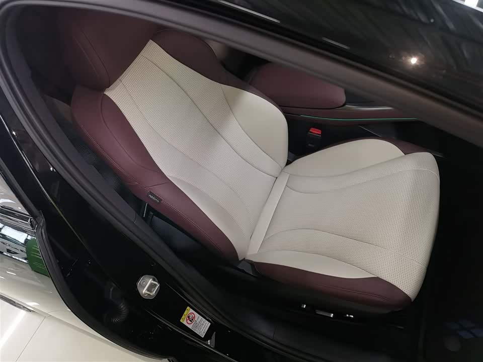 BYD Seal 07 DM-i BYD Seal 07 DM-i