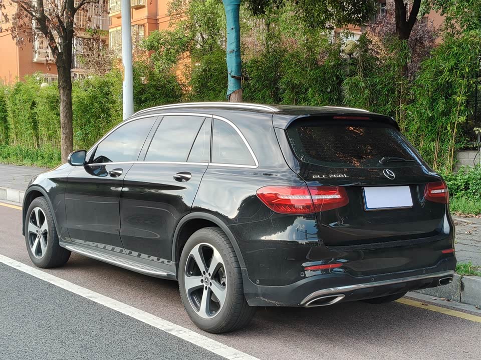 Mercedes-Benz GLC Mercedes-Benz GLC
