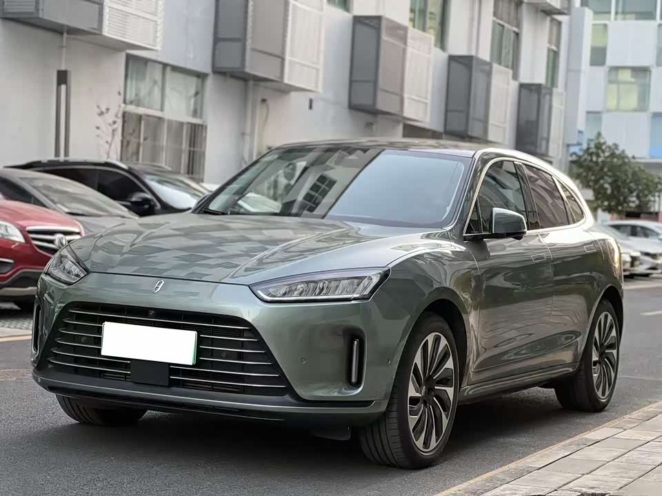 AITO Ask the world M5