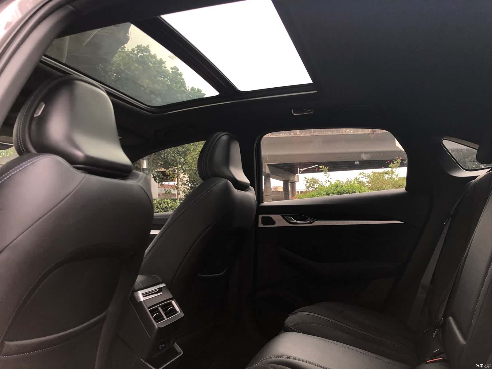 Geely Preface, 2024 27