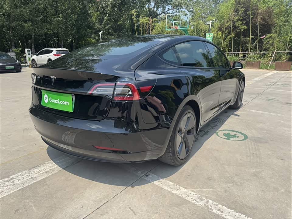 Tesla Model 3 Tesla Model 3