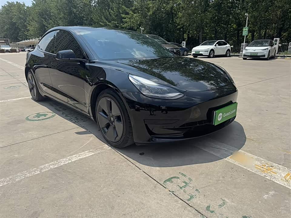 Tesla Model 3 Tesla Model 3