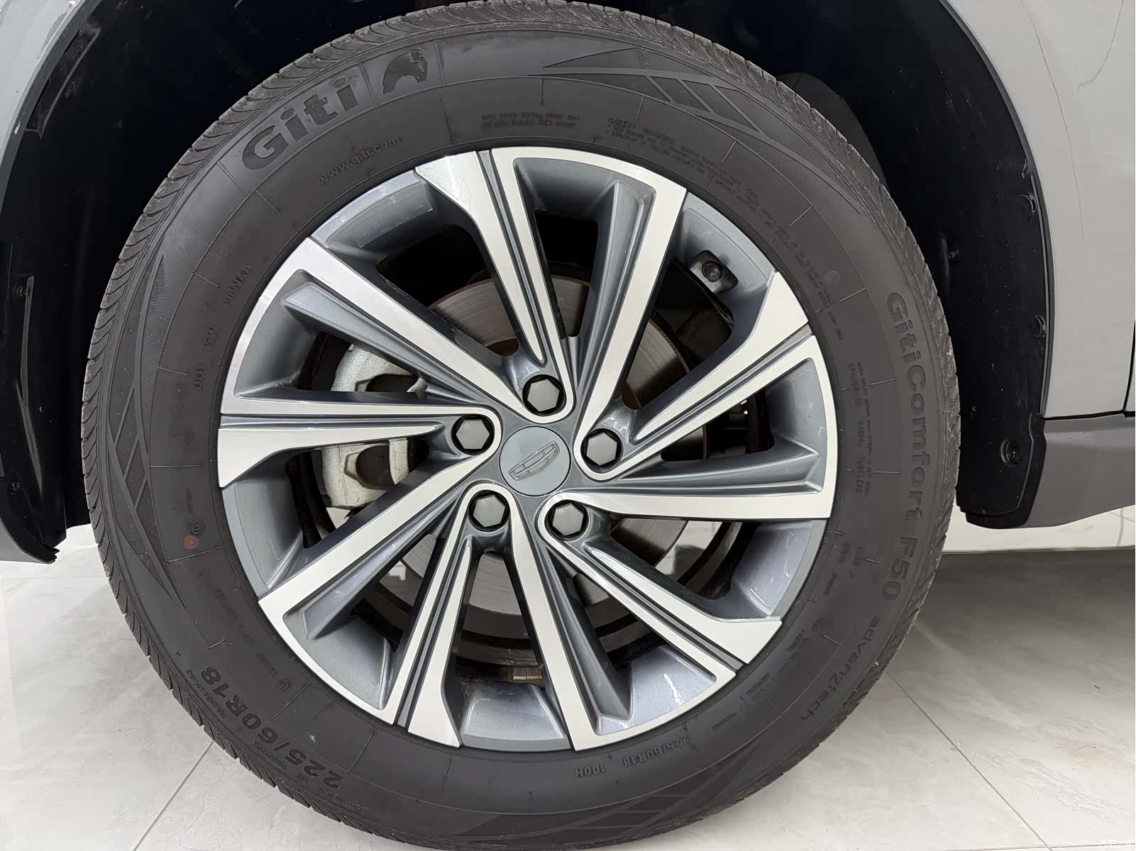 Geely X6, 2023 19