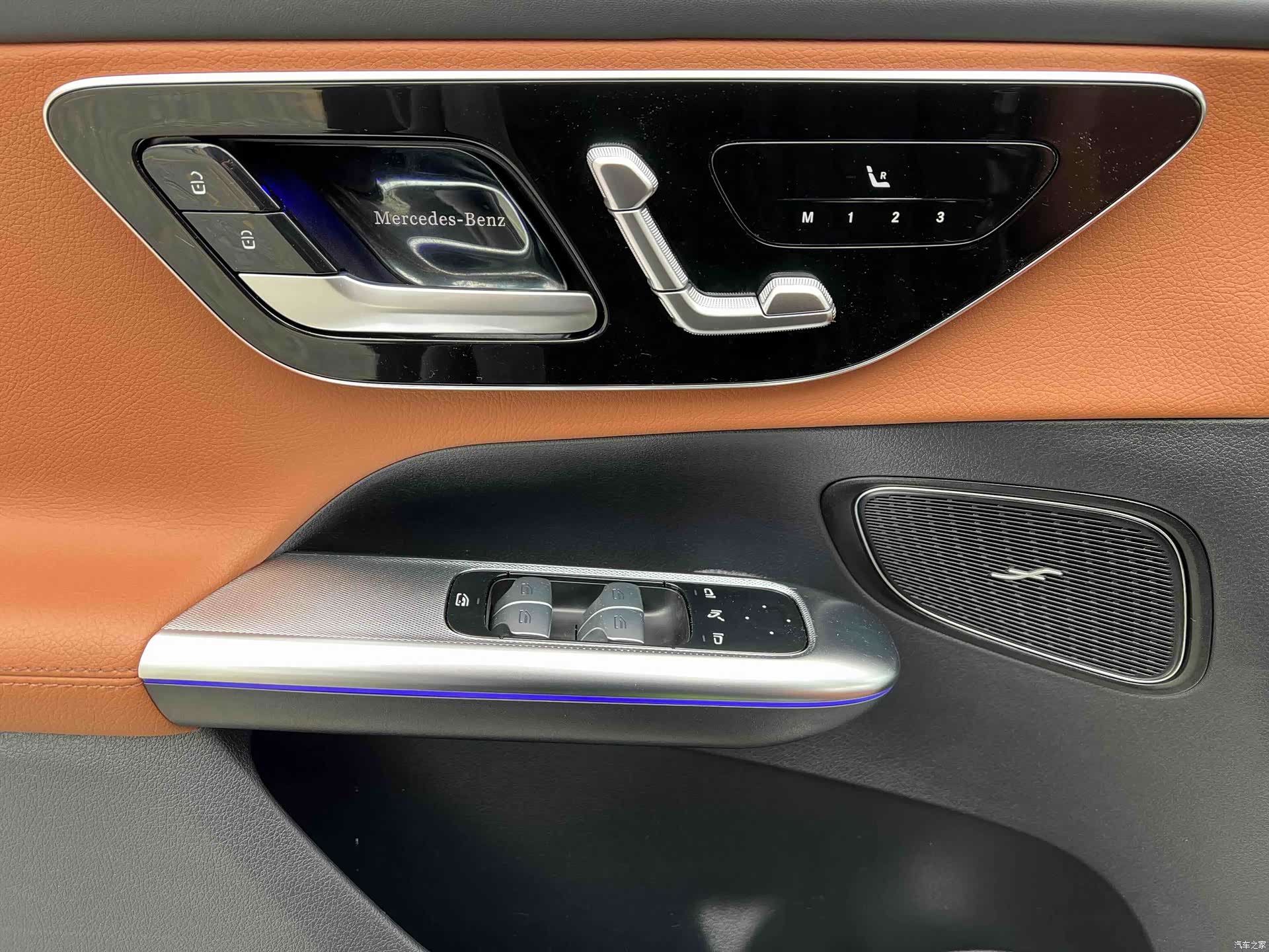 Mercedes-Benz GLC, 2025 11