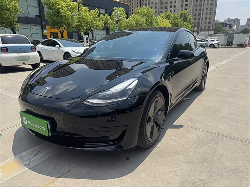 Tesla Model 3 Tesla Model 3