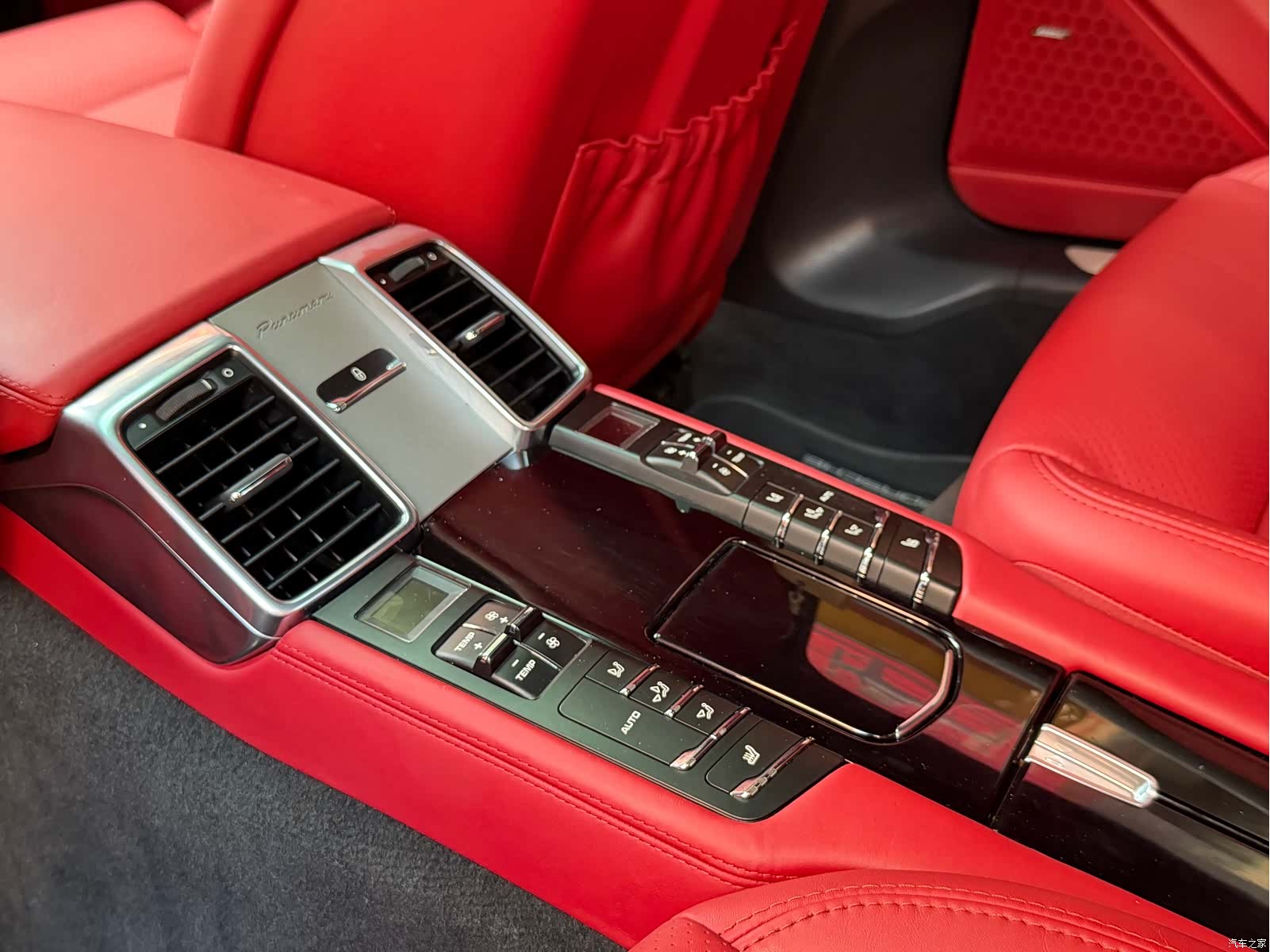 Porsche Panamera, 2016 9