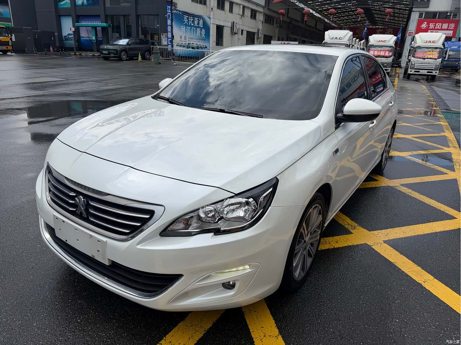 Peugeot 408, 2016 1
