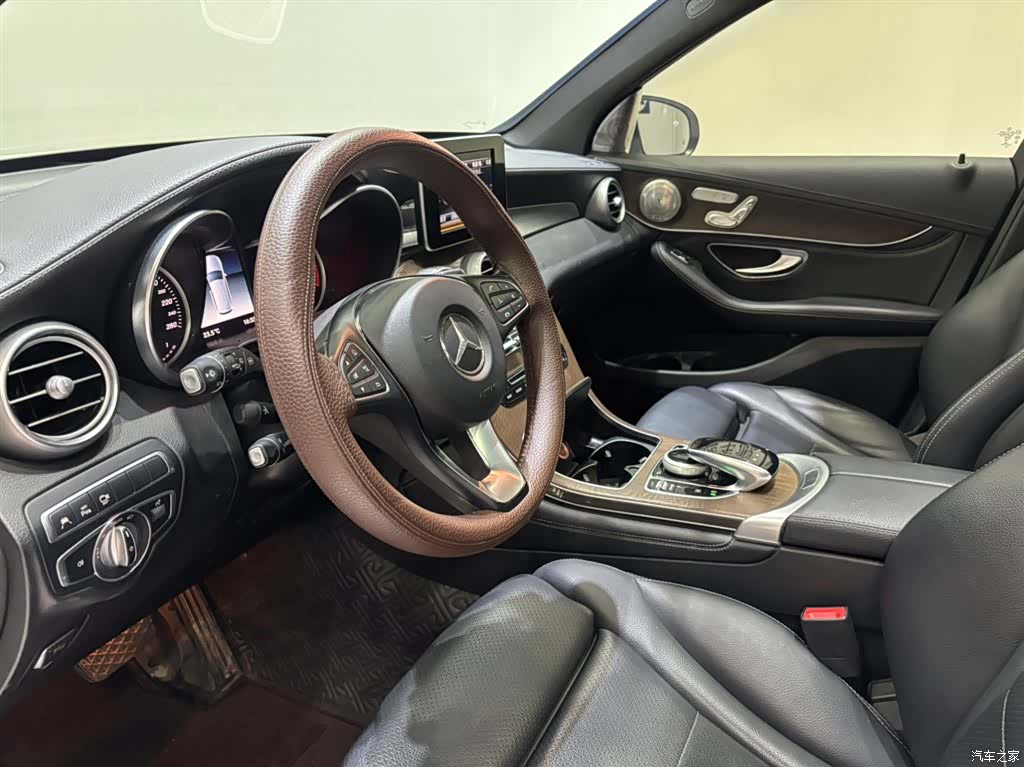 Mercedes-Benz GLC, 2018 10