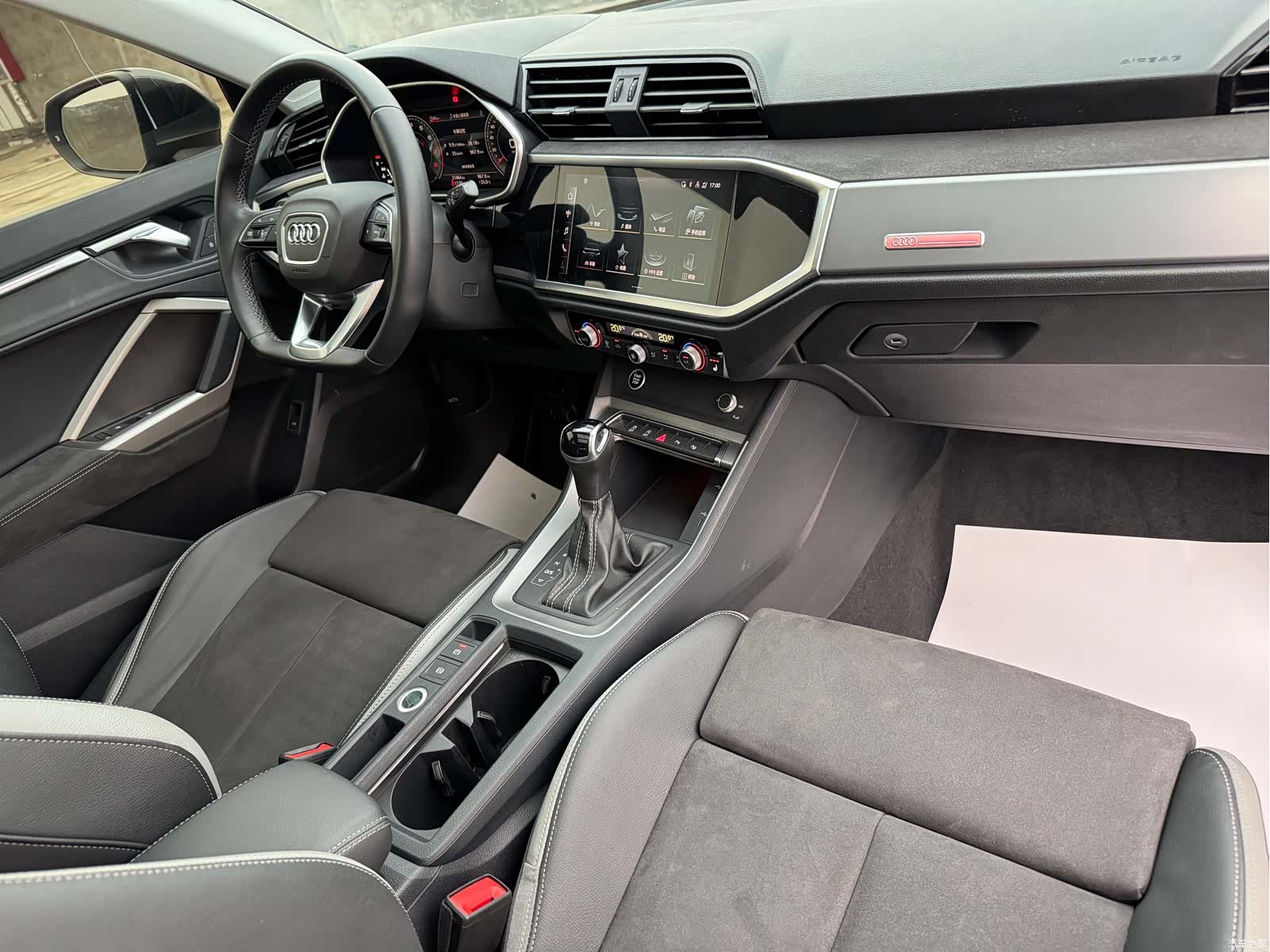 Audi Q3, 2022 23