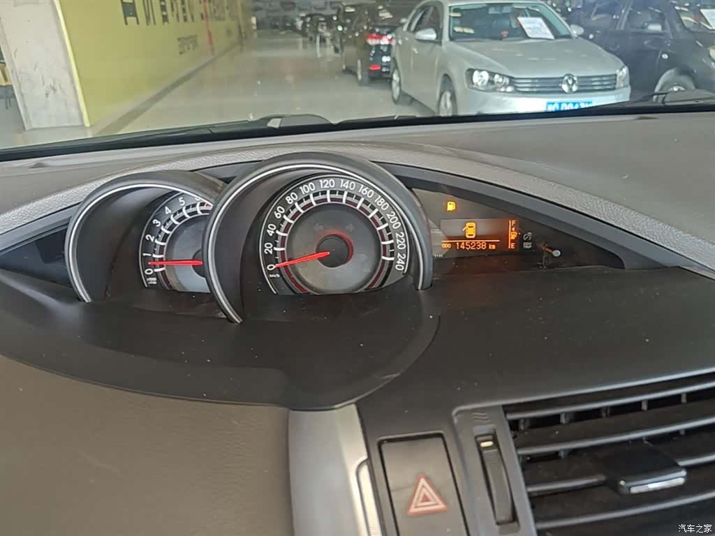 Toyota 180E, 2014 12
