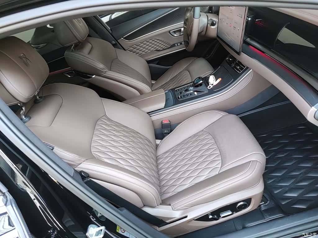 BYD Han, 2022 25