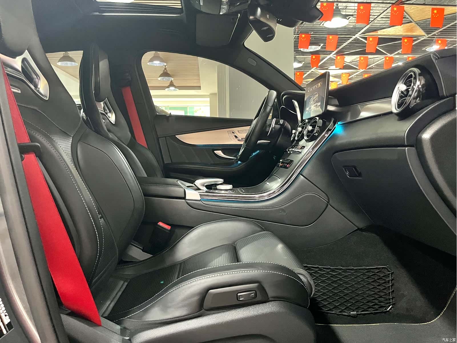 Mercedes-Benz GLC, 2019 12