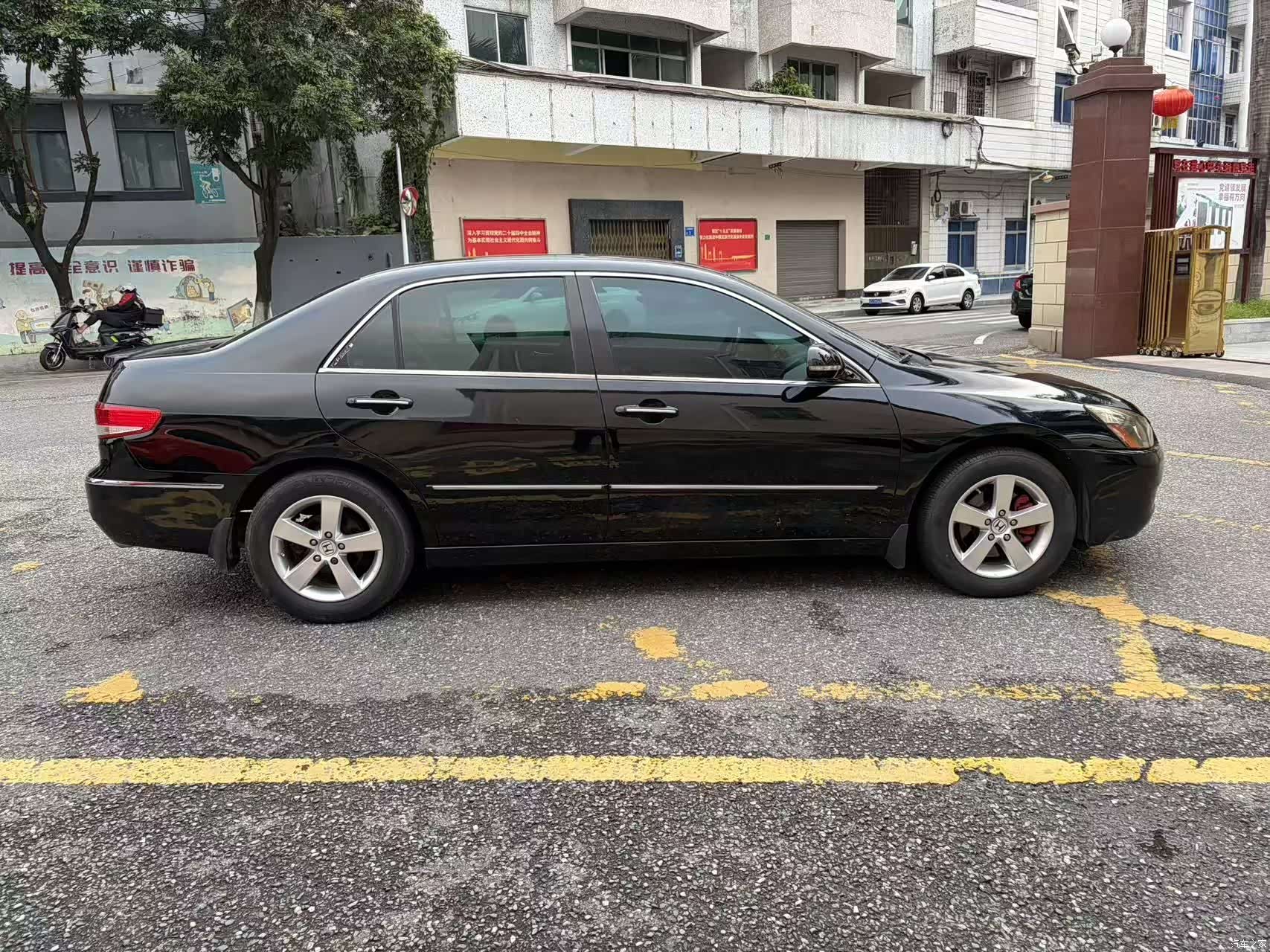 Honda Accord, 2003 4