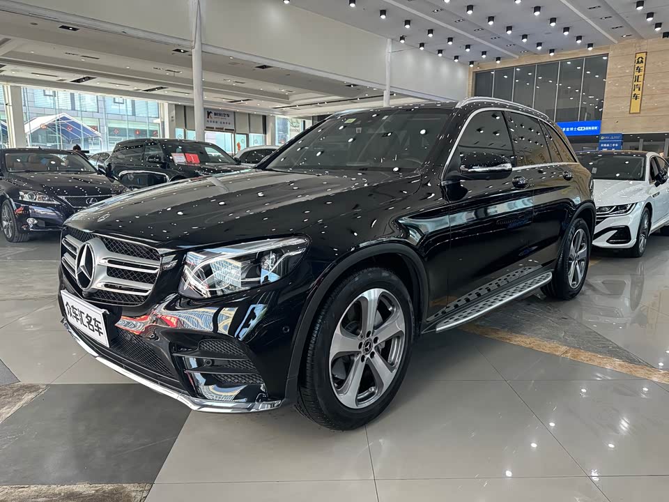 Mercedes-Benz GLC Mercedes-Benz GLC