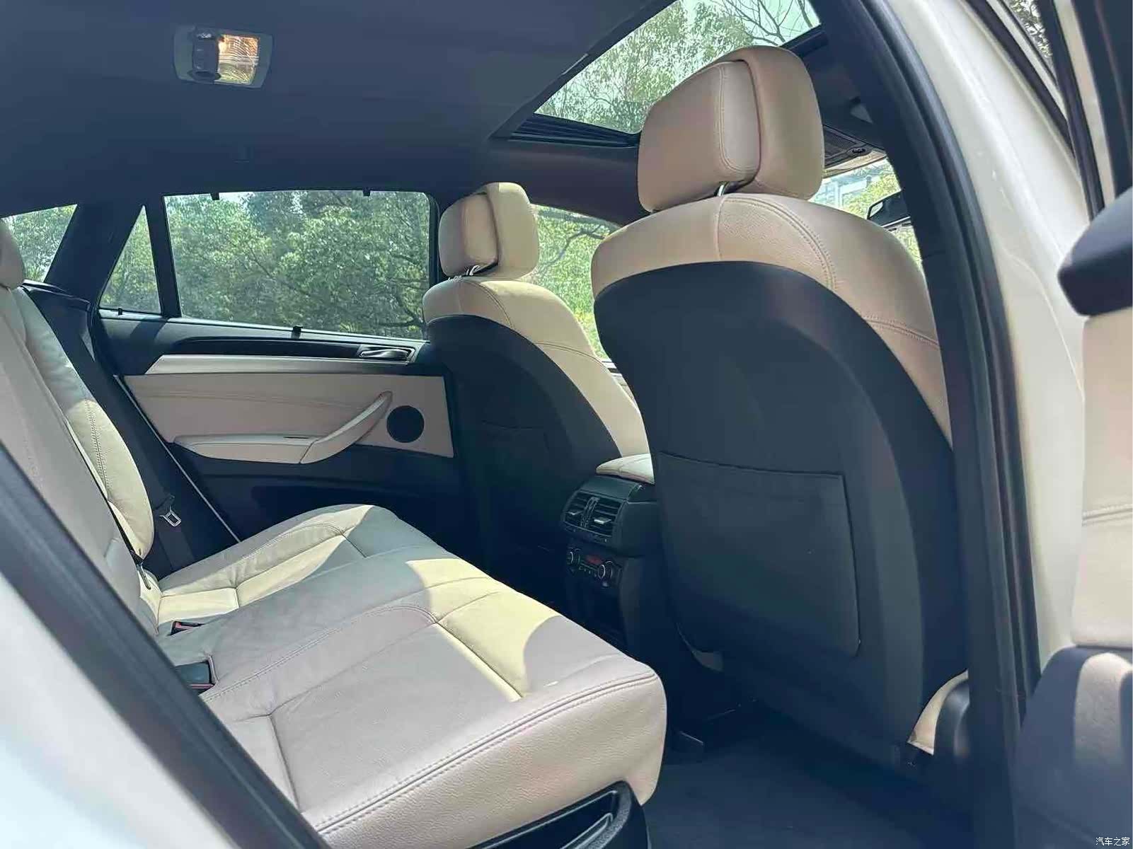 BMW X6, 2015 10