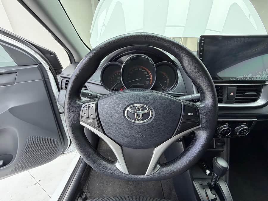 Toyota YARiS L 2023, фото 12