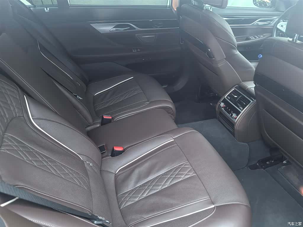 BMW 7 Series, 2021 10