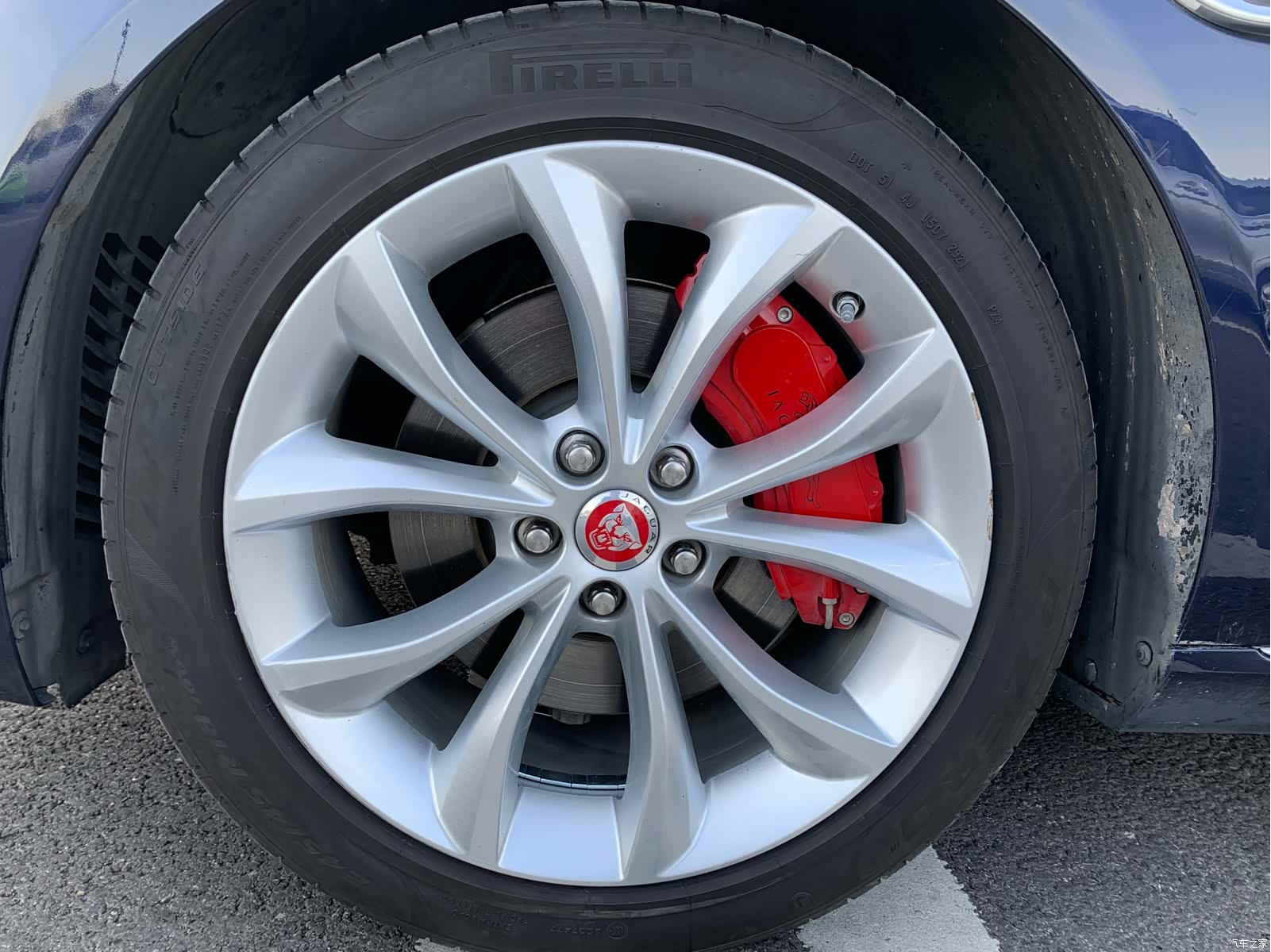 Land Rover XFL, 2019 27