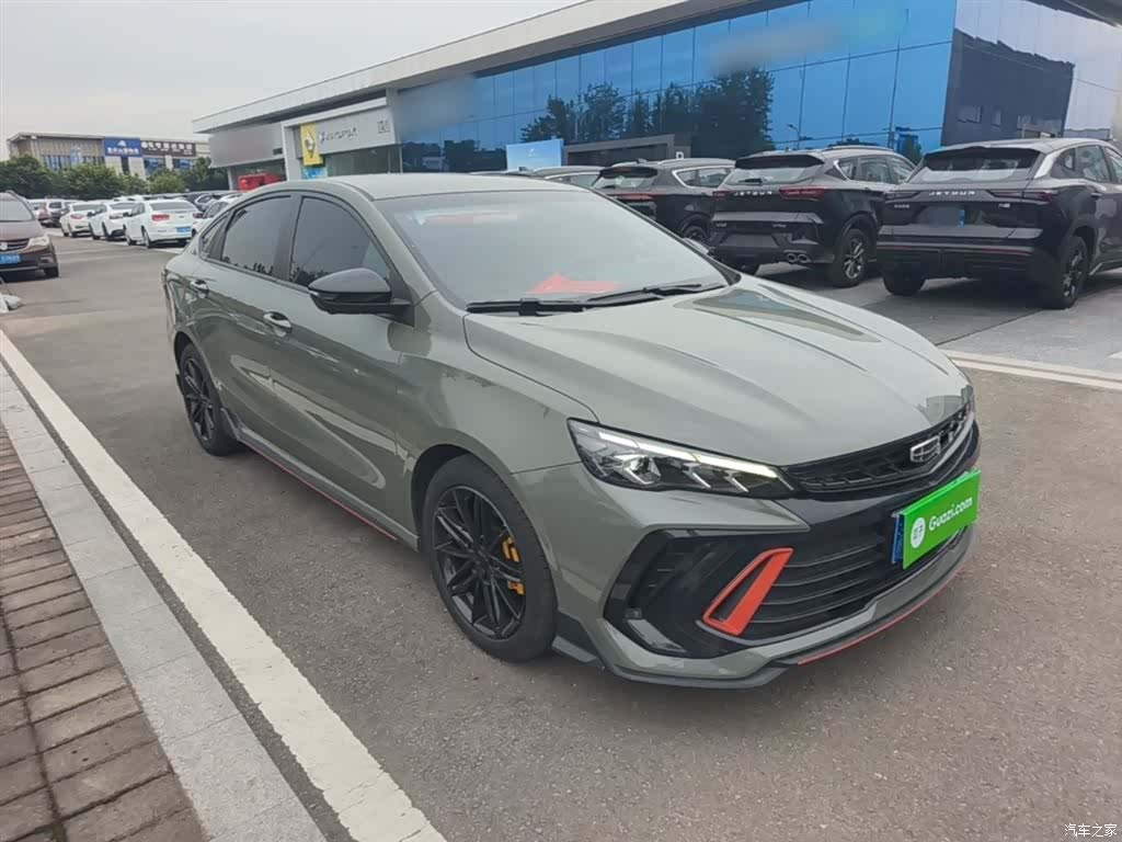 Geely Binray, 2022 4