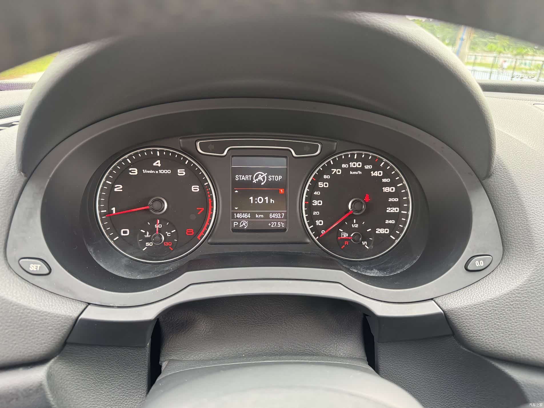 Audi Q3, 2014 32