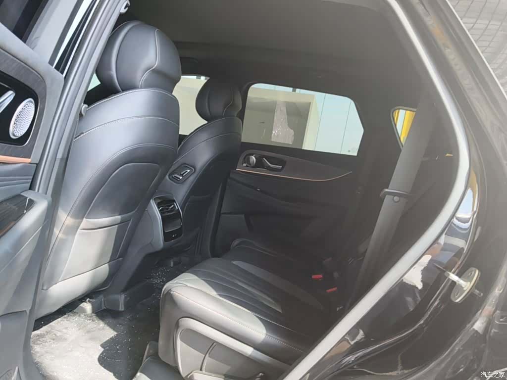 Chery Tiggo 9, 2025 17