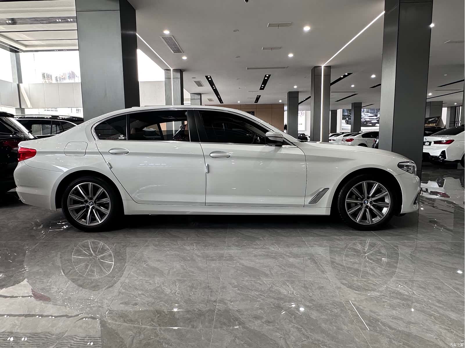 BMW 5 Series, 2018 4