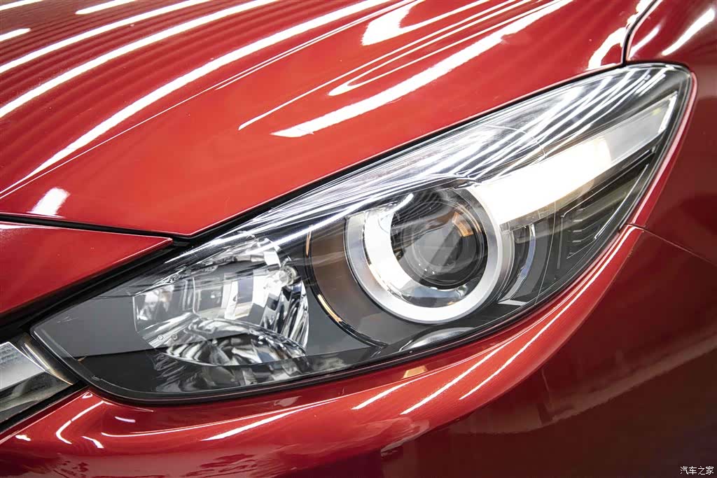 Mazda Mazda3, 2019 10