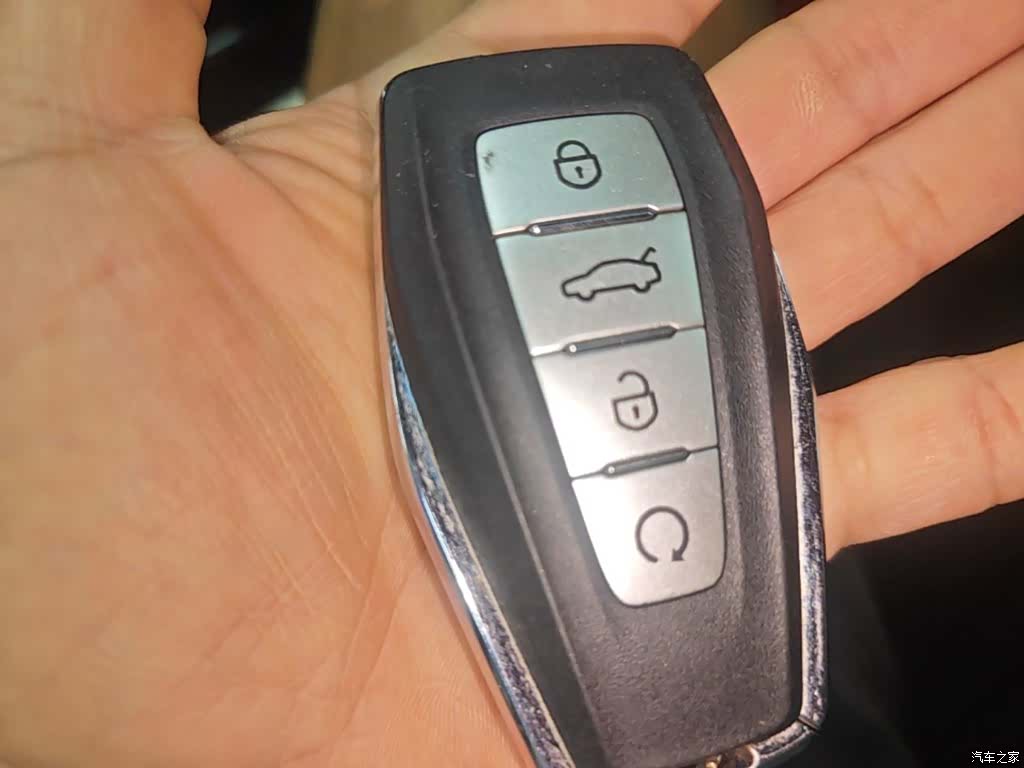 Geely Binray, 2023 9