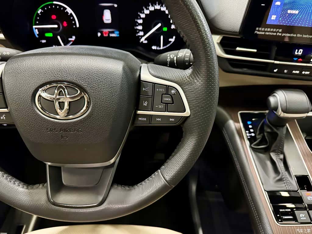 Toyota Granvia, 2024 22