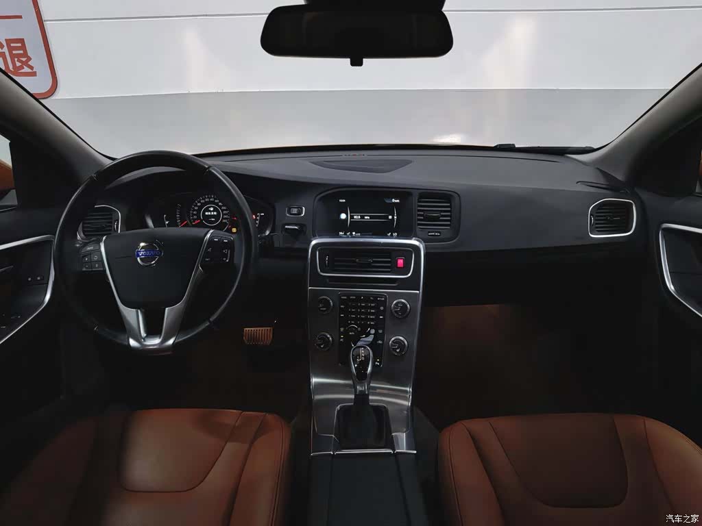 Volvo S60, 2015 все фото