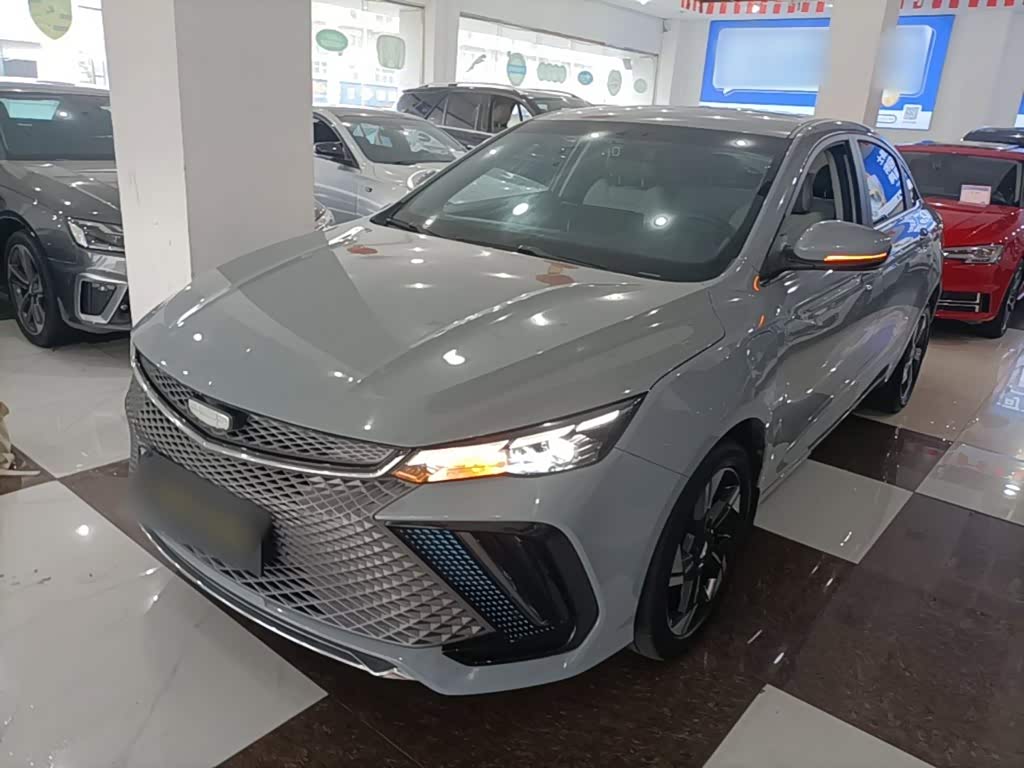 Geely EmgrandL HiP