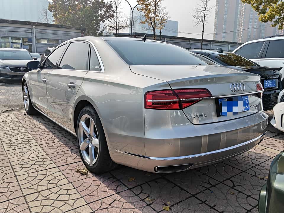 Audi A8