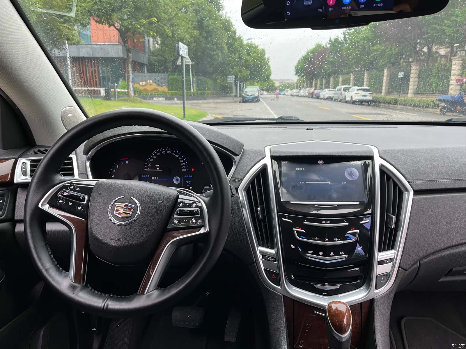 Cadillac SRX, 2014 15