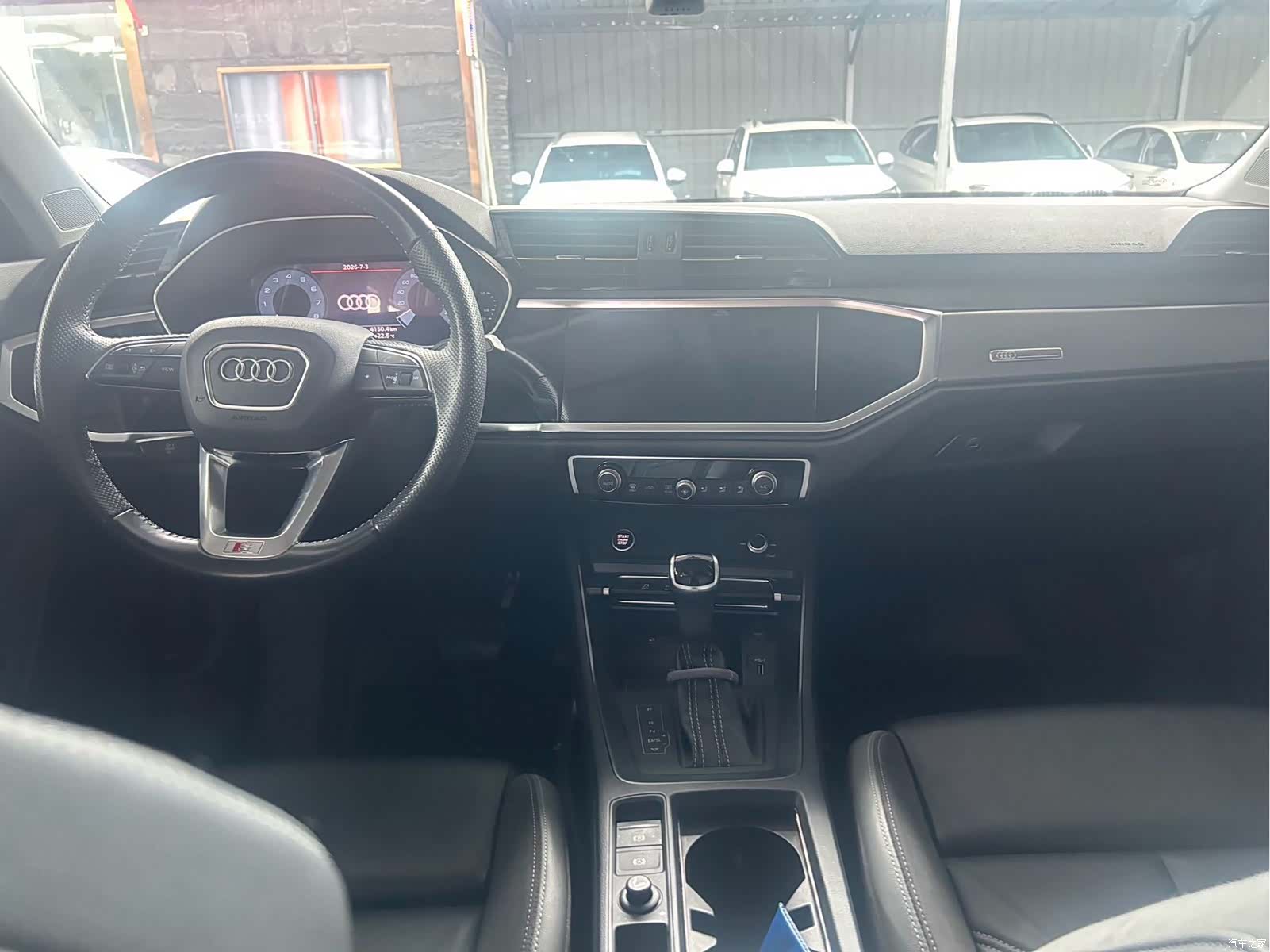 Audi Q3, 2021 3