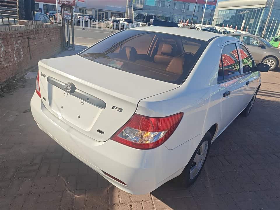 BYD F3