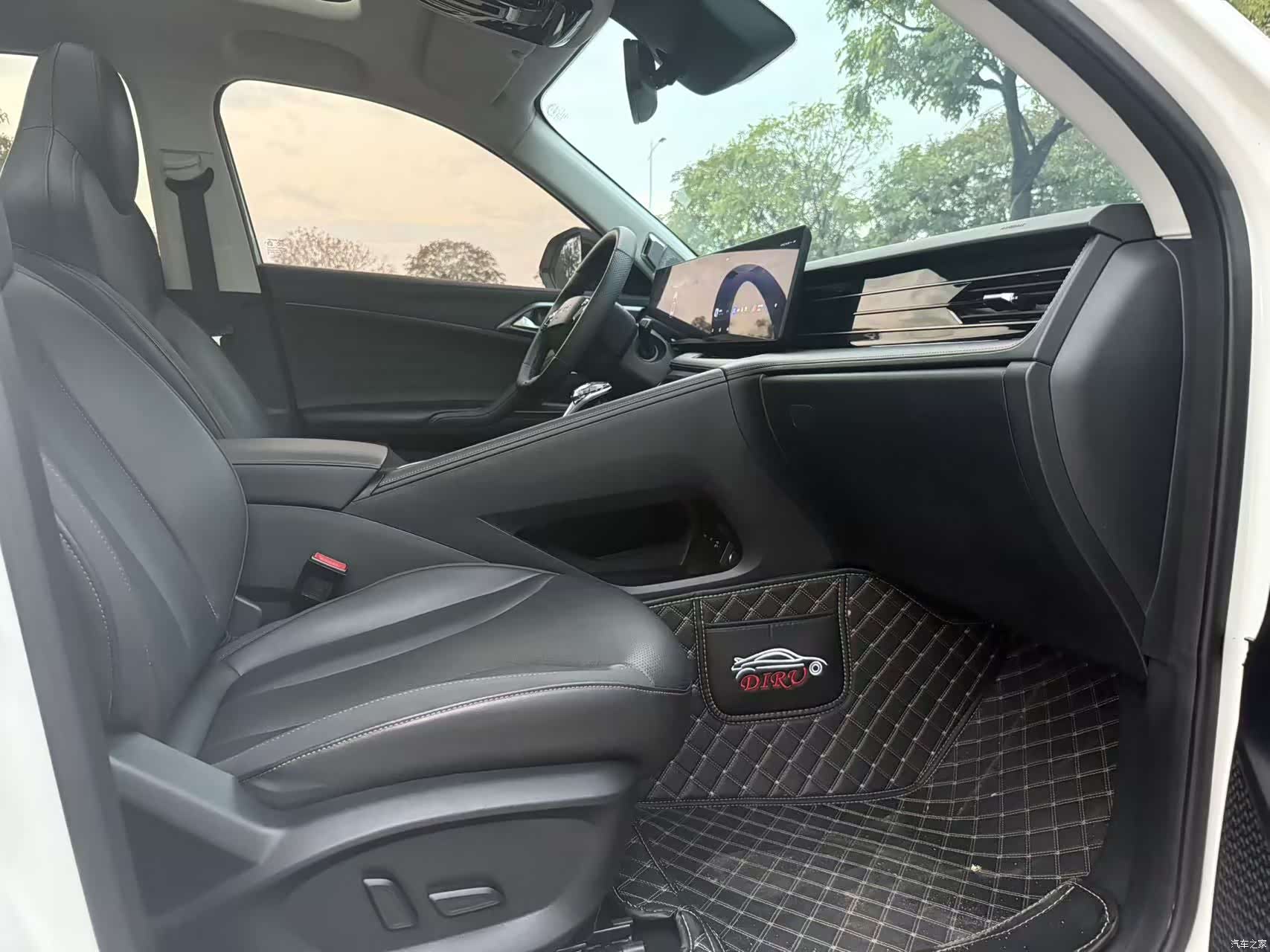 Roewe RX5, 2023 10