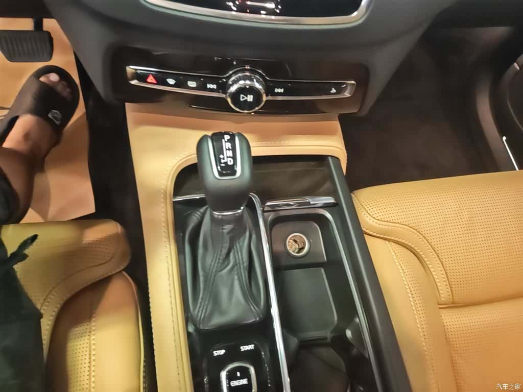 Volvo XC90, 2016 14