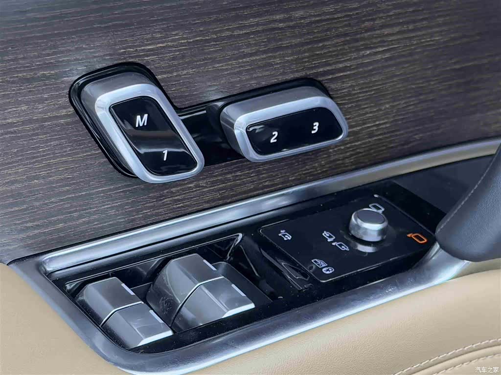 Land Rover Range Rover, 2023 16
