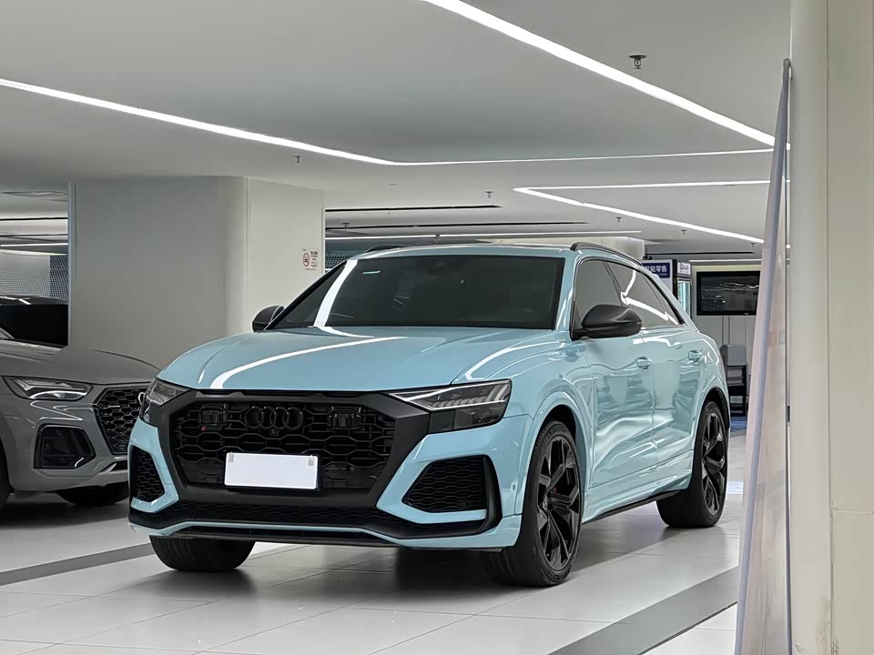Audi RS Q8