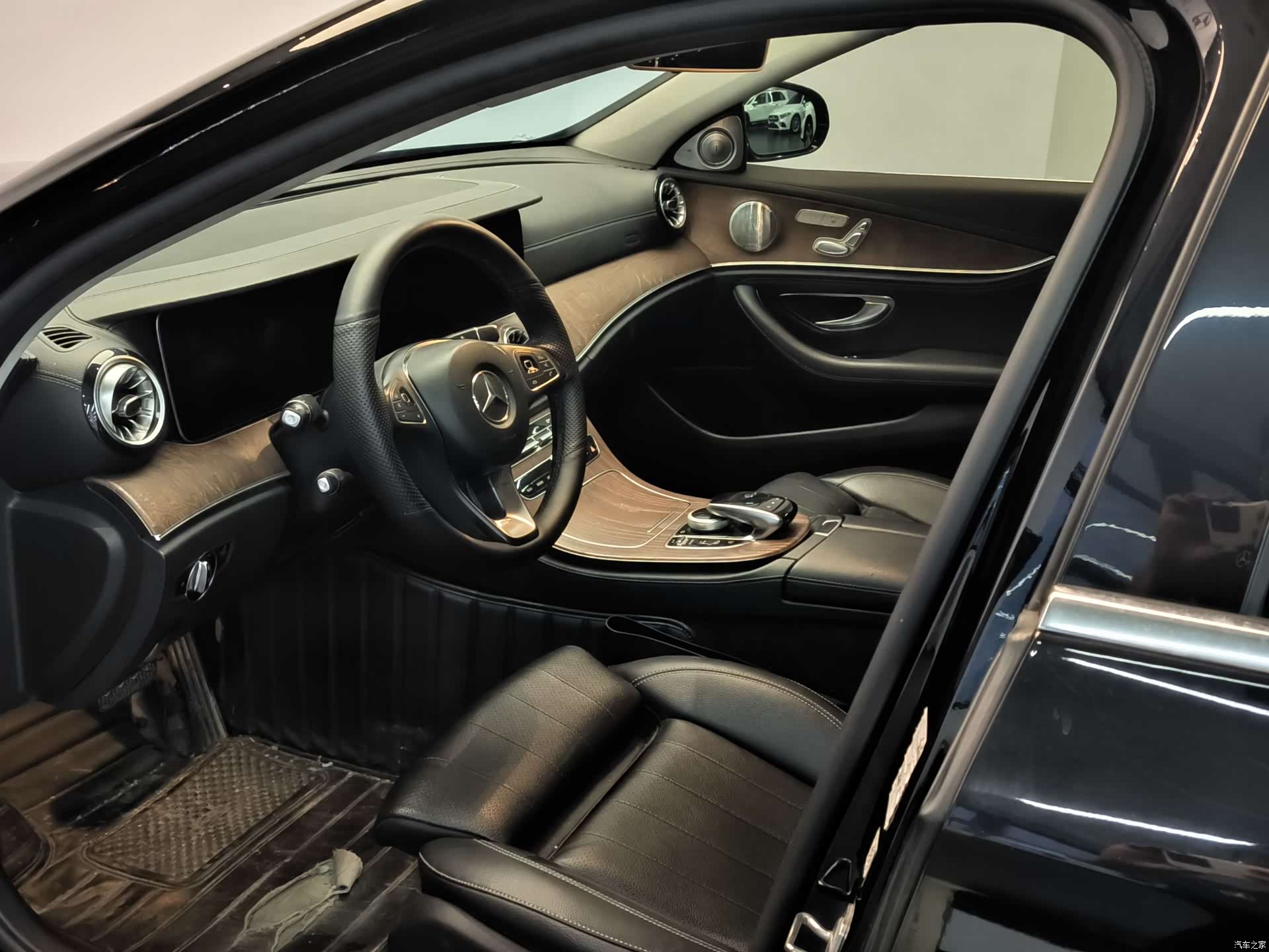 Mercedes-Benz E-Class, 2018 8